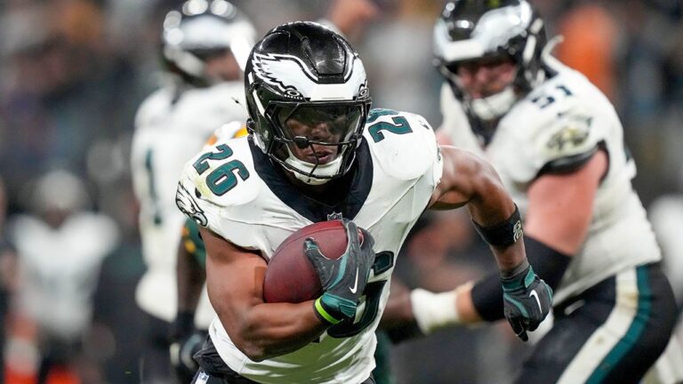 The former Giants lineman understands what fans are feeling as Saquon Barkley flourishes with the Eagles: “He's the NFL MVP now.”