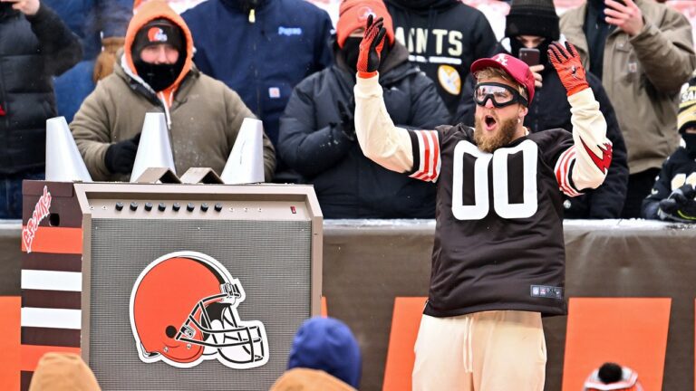 Cleveland's Jake Paul tore Browns and Deshaun Watson to shreds: 'It's just a shame'