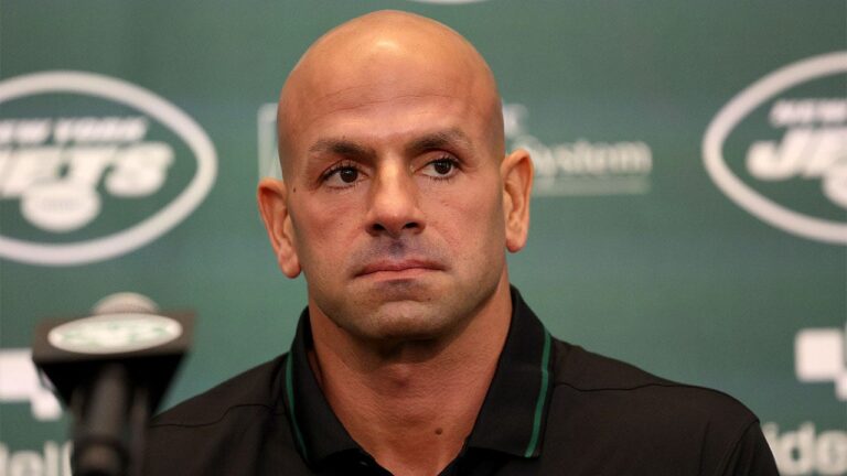 What did Robert Saleh say when asked if wearing the Lebanese flag caused the Jets shooting?