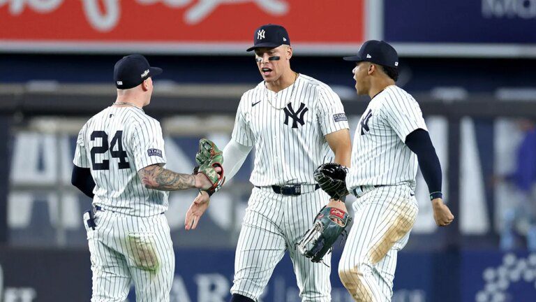 Yankees and Royals make MLB history in wild ALDS first game